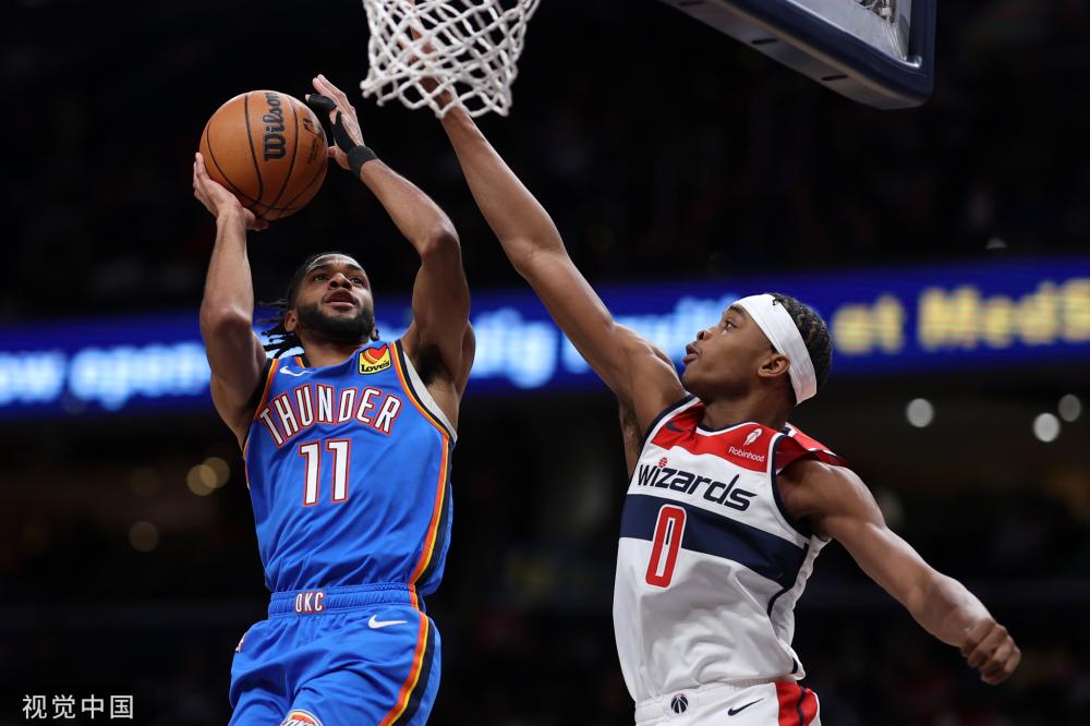 术型中场与 术型中场与