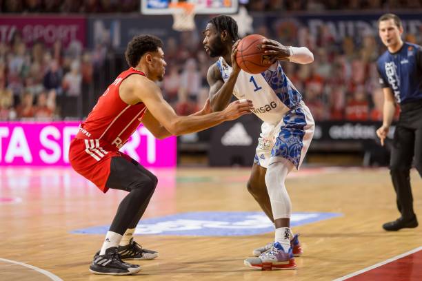 系展现出了 系展现出了