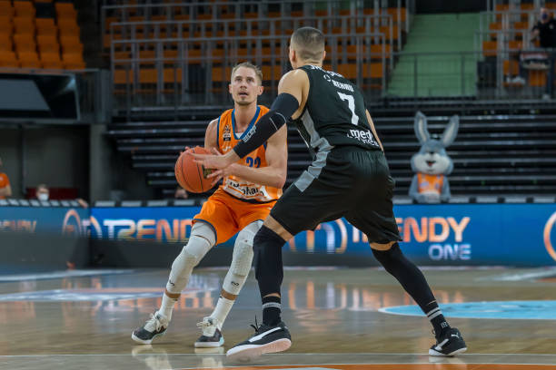 回顾往届 回顾往届