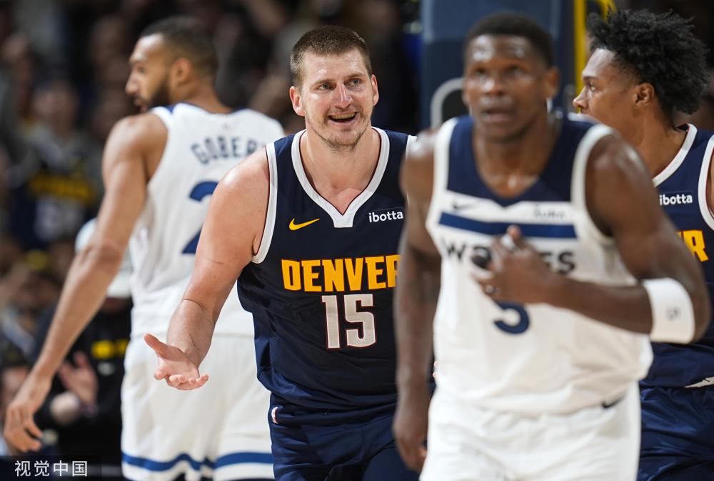 根据惯例 根据惯例